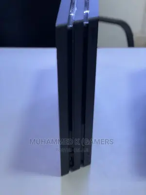 Ps4 Pro Chipped (16 Games)-2 Pads