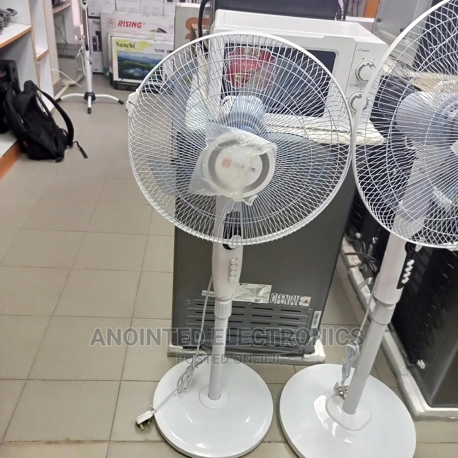Sayona Standing Fan
