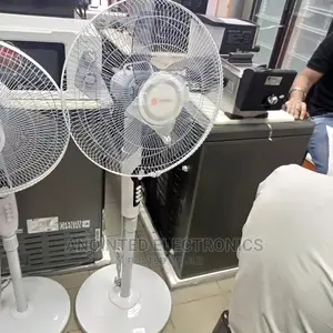 Sayona Standing Fan
