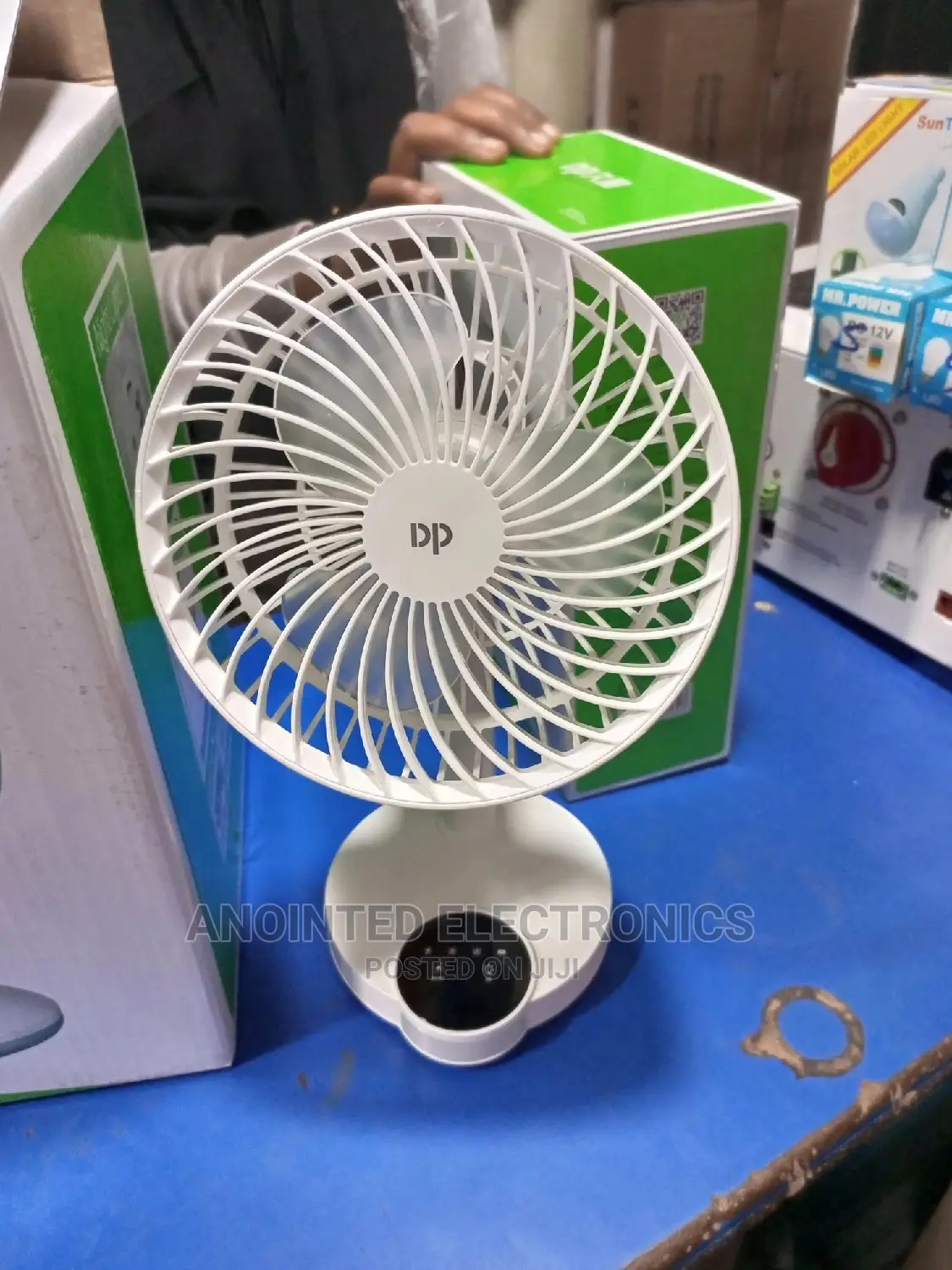 Dp Rechargeable Table Fan