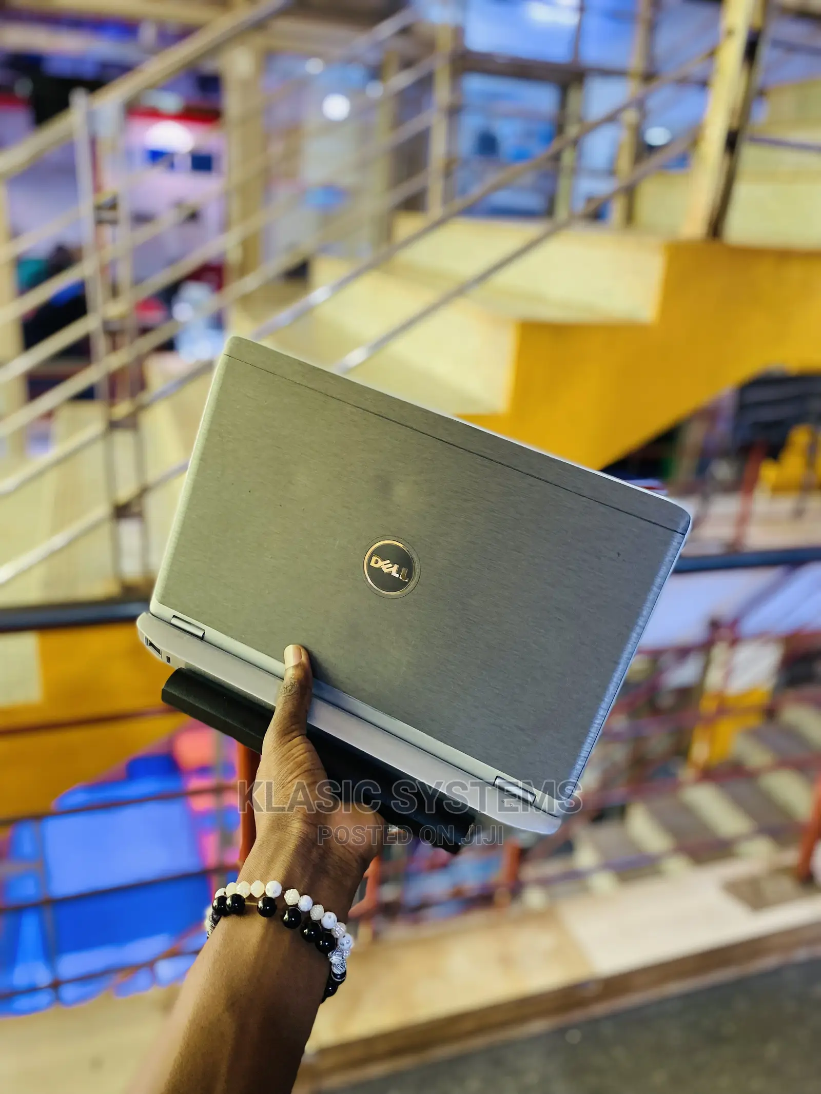 Laptop Dell 4GB Intel Core I5 HDD 320GB