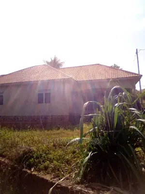 Furnished 4bdrm Bungalow in Goma for Sale