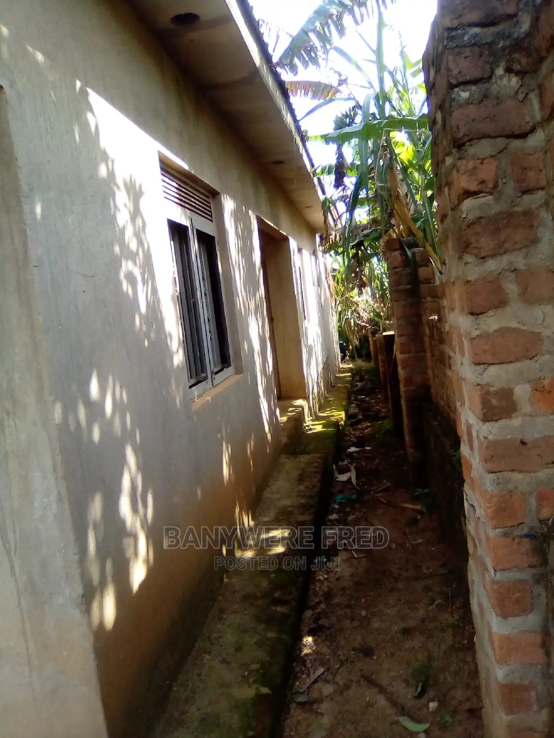 Furnished 4bdrm Bungalow in Goma for Sale