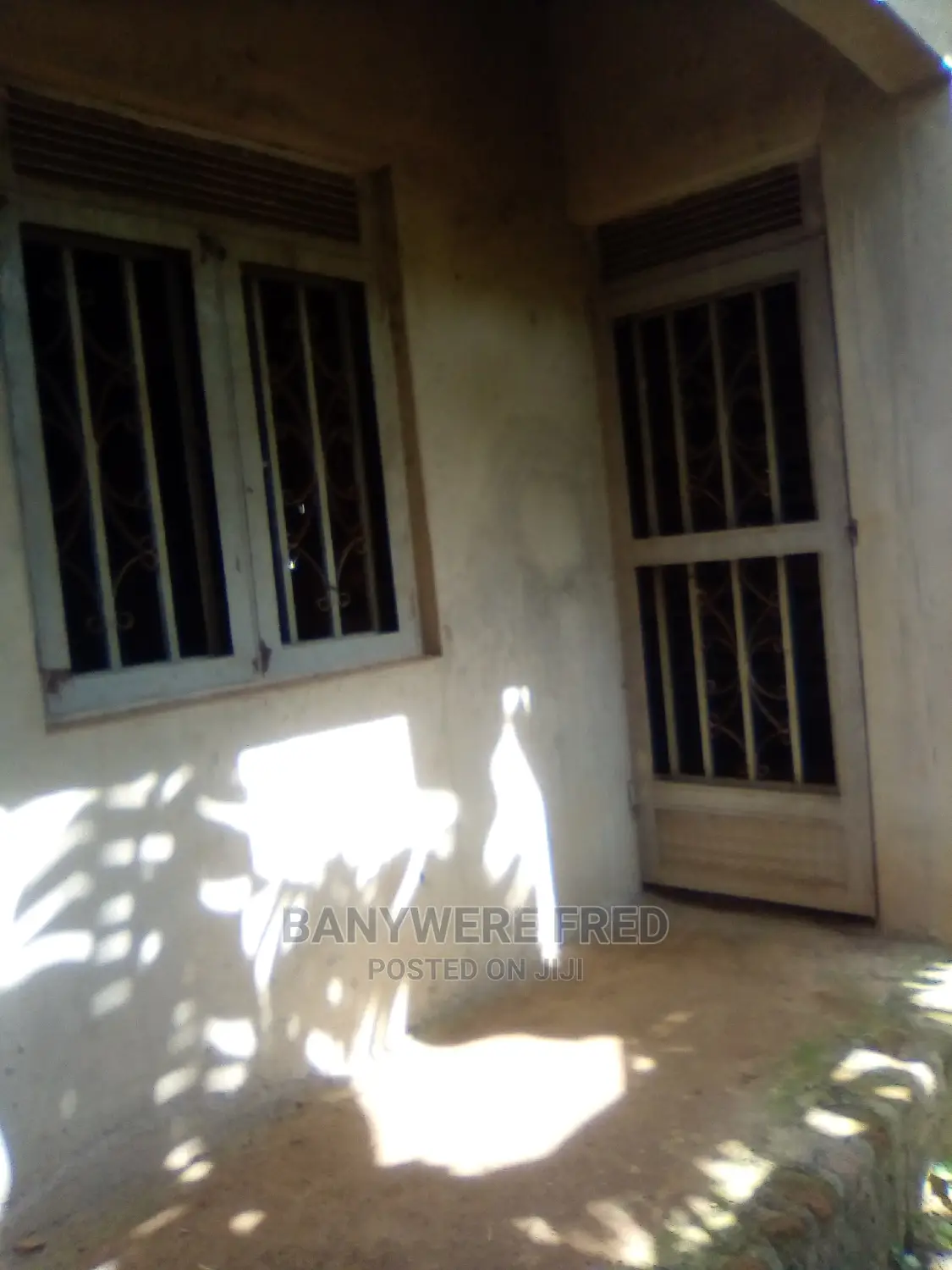 Furnished 4bdrm Bungalow in Goma for Sale