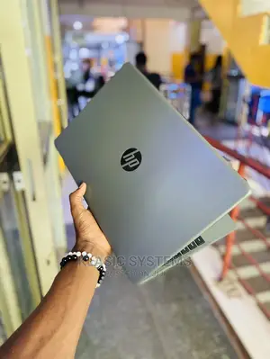 Laptop HP 250 G4 4GB Intel Core I5 HDD 500GB