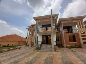 Furnished 6bdrm Mansion in Kira Mamerito, Central Division for Sale