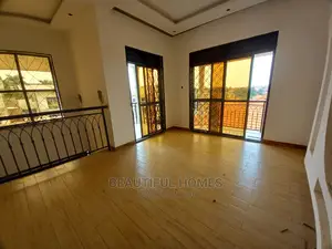Furnished 6bdrm Mansion in Kira Mamerito, Central Division for Sale