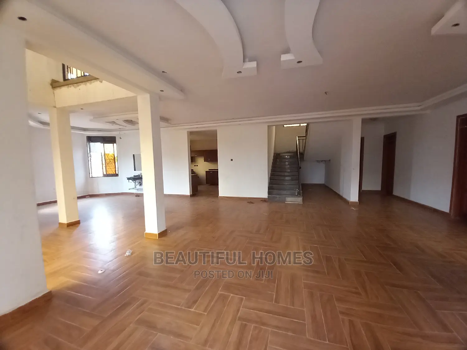 Furnished 6bdrm Mansion in Kira Gated Estate for Sale