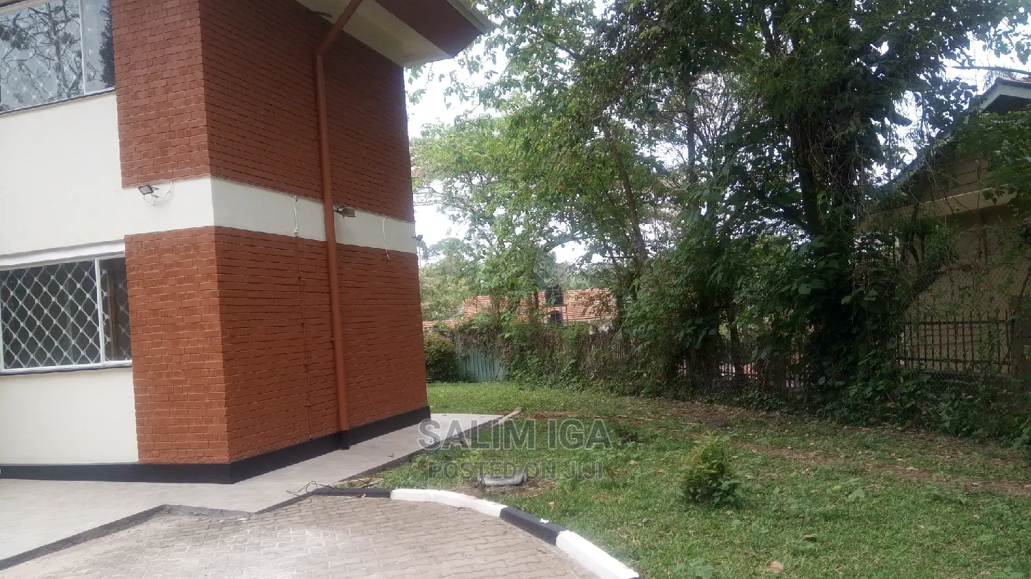 4bdrm Duplex in Kololo Property, Central Division for Rent