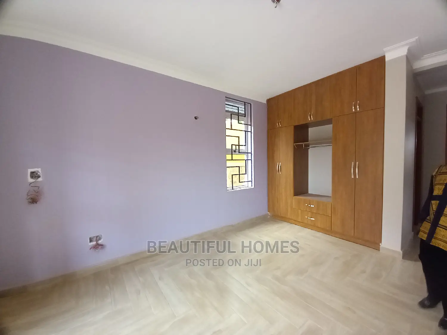Furnished 6bdrm House in Kira Diplomat, Central Division for sale