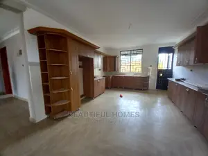 Furnished 6bdrm House in Kira Diplomat, Central Division for sale