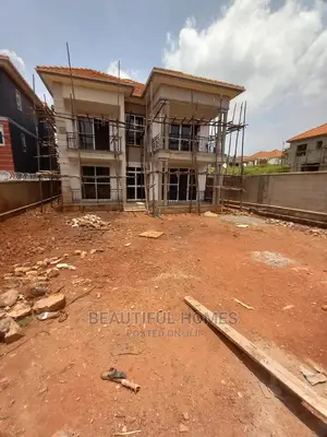 Furnished 5bdrm Duplex in Kira Tarmack Estate for Sale