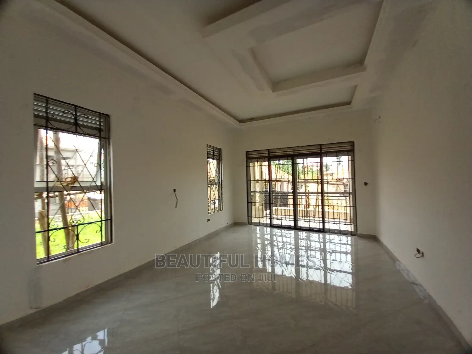 Furnished 5bdrm Mansion in Kira'S Best for Sale