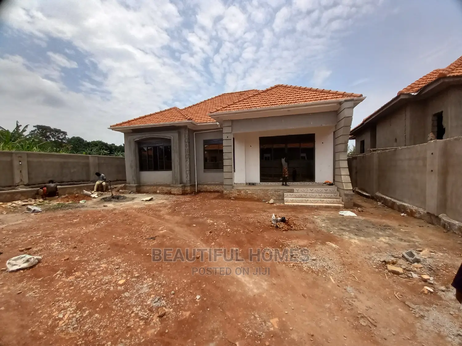 Furnished 4bdrm Bungalow in Kira Gated Estate for Sale