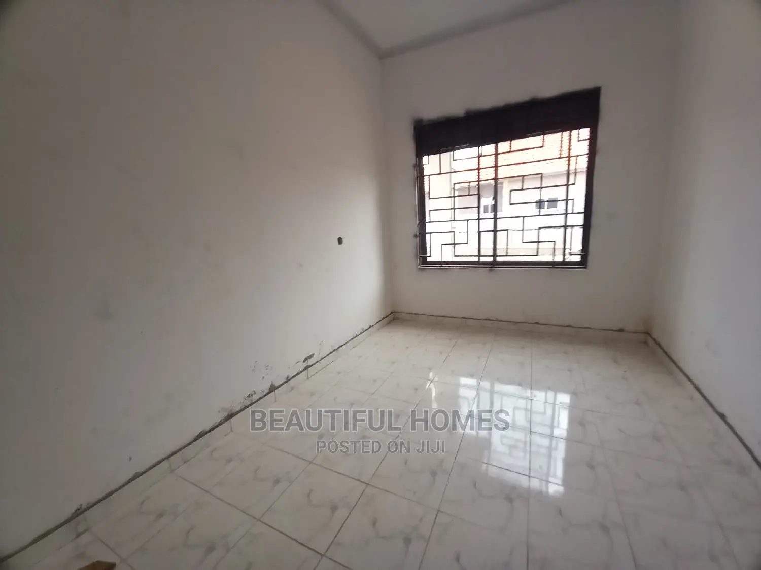 Furnished 4bdrm Bungalow in Kira Gated Estate for Sale