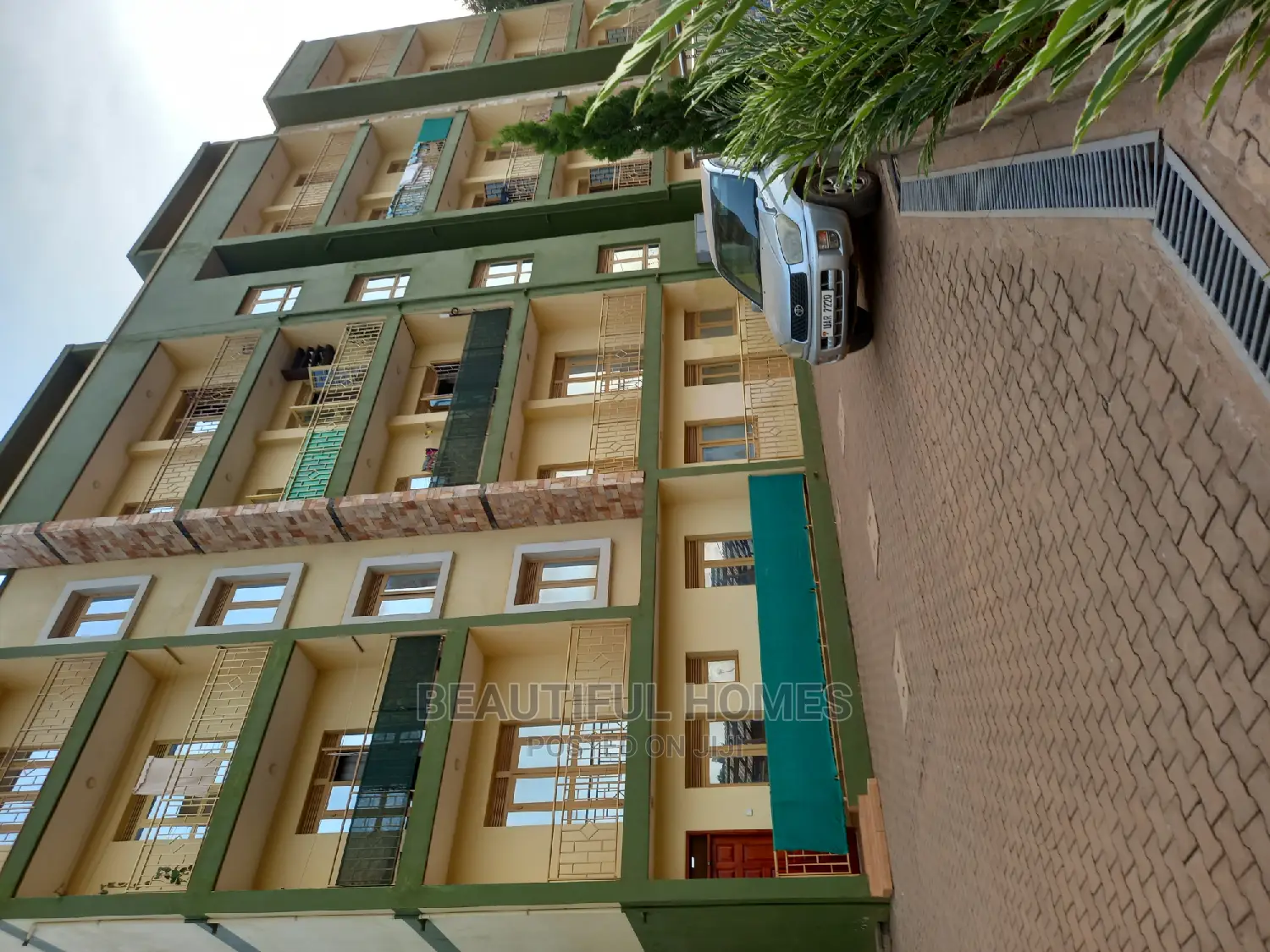 Furnished 2bdrm Condo in Bukoto Garden Site, Nakawa for Sale