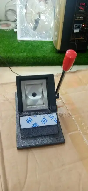 Passport Photo Cutter