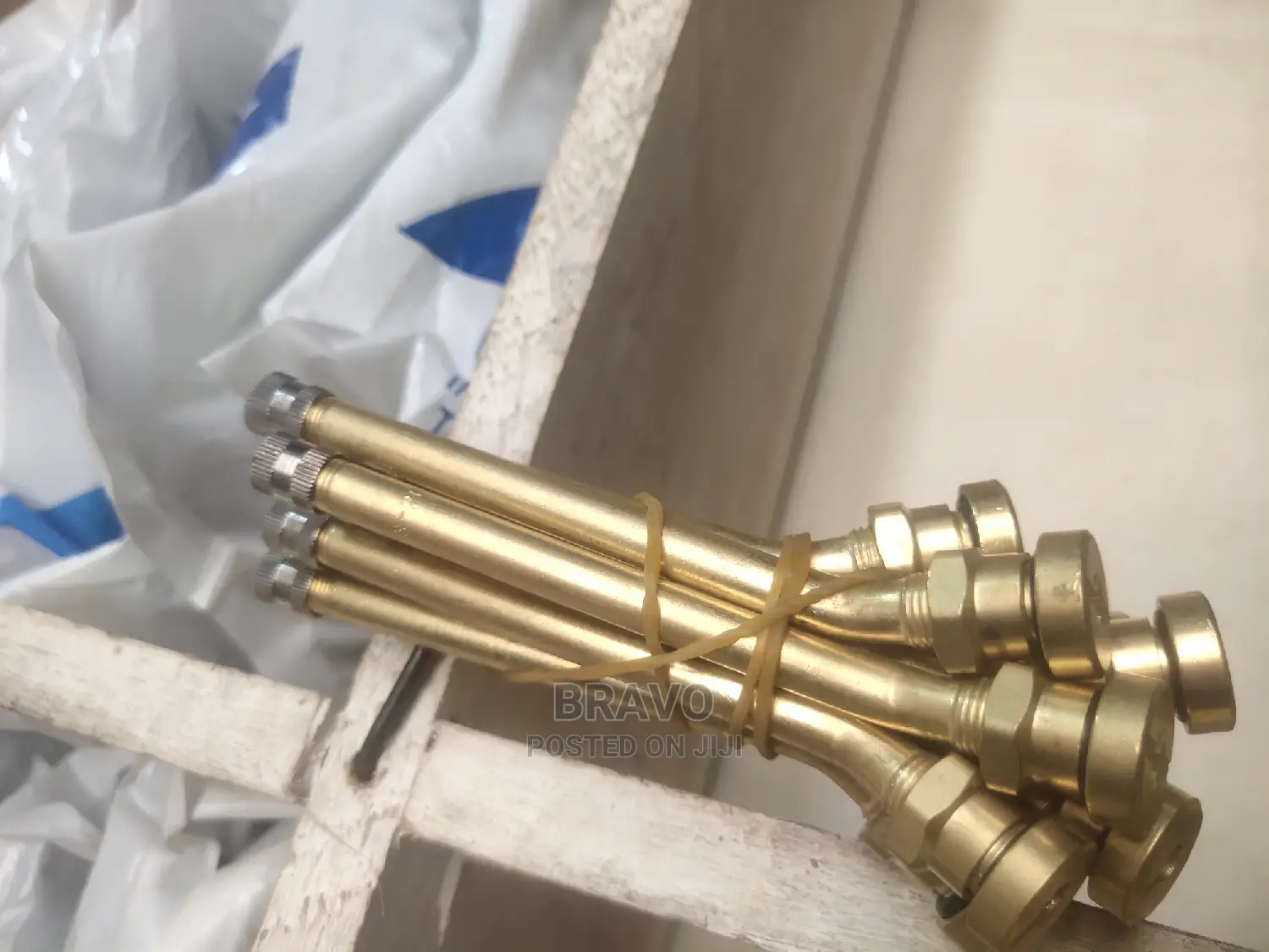 Valves for Tyres