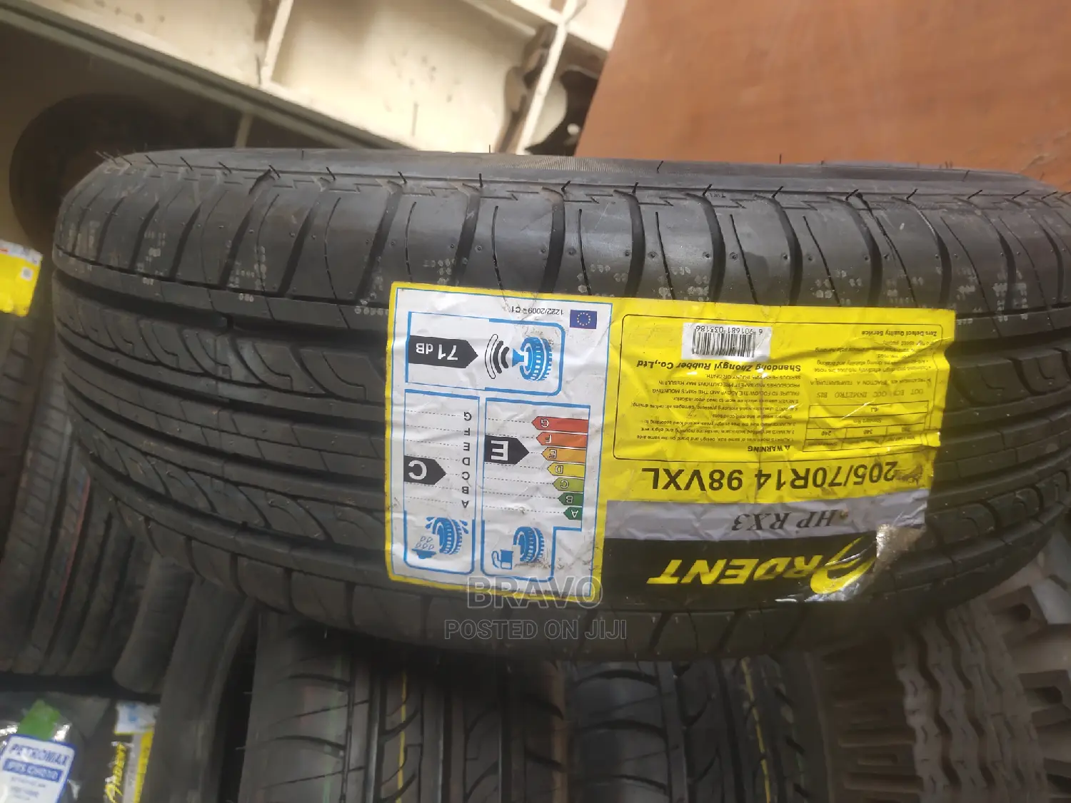 Tyres 205/70r14