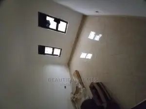 Furnished 4bdrm Bungalow in Kira High End for Sale