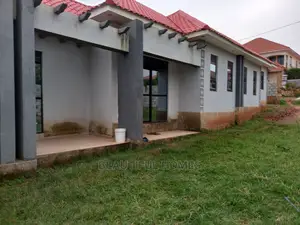 4bdrm Bungalow in Kira Awesome for Sale