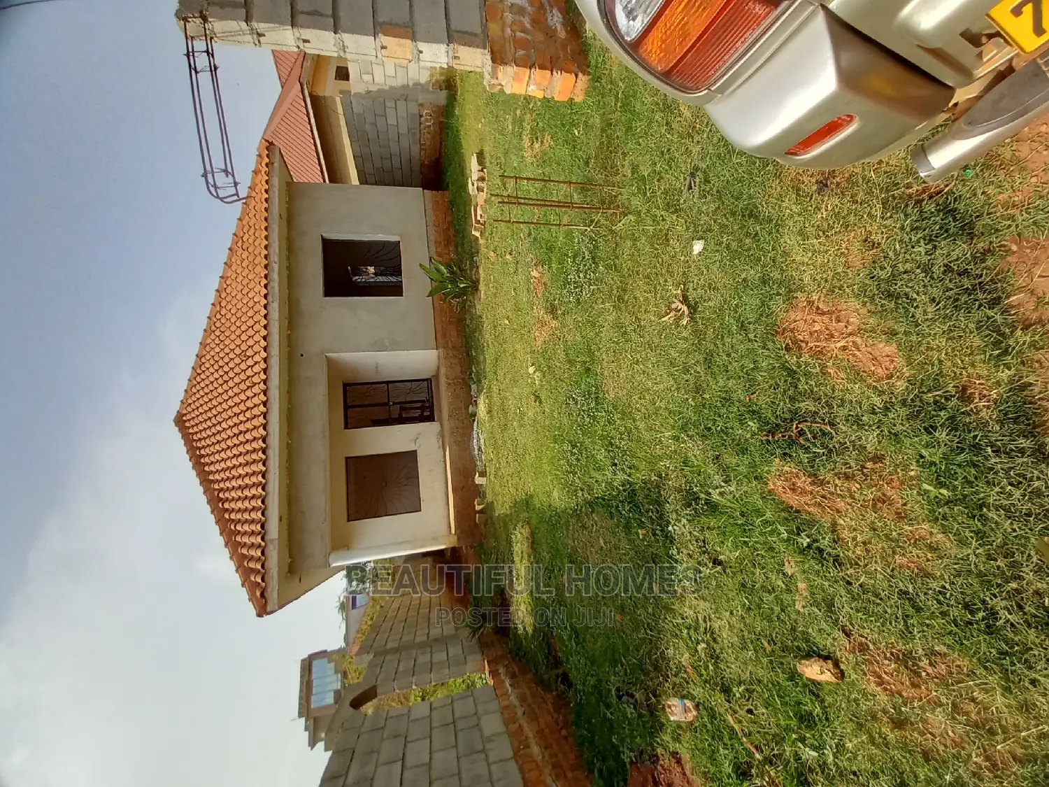 3bdrm House in Kira for Sale