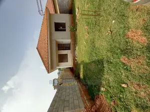 3bdrm House in Kira for Sale