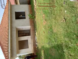 3bdrm House in Kira for Sale