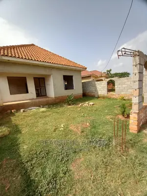 Photo - 3bdrm House in Kira for Sale