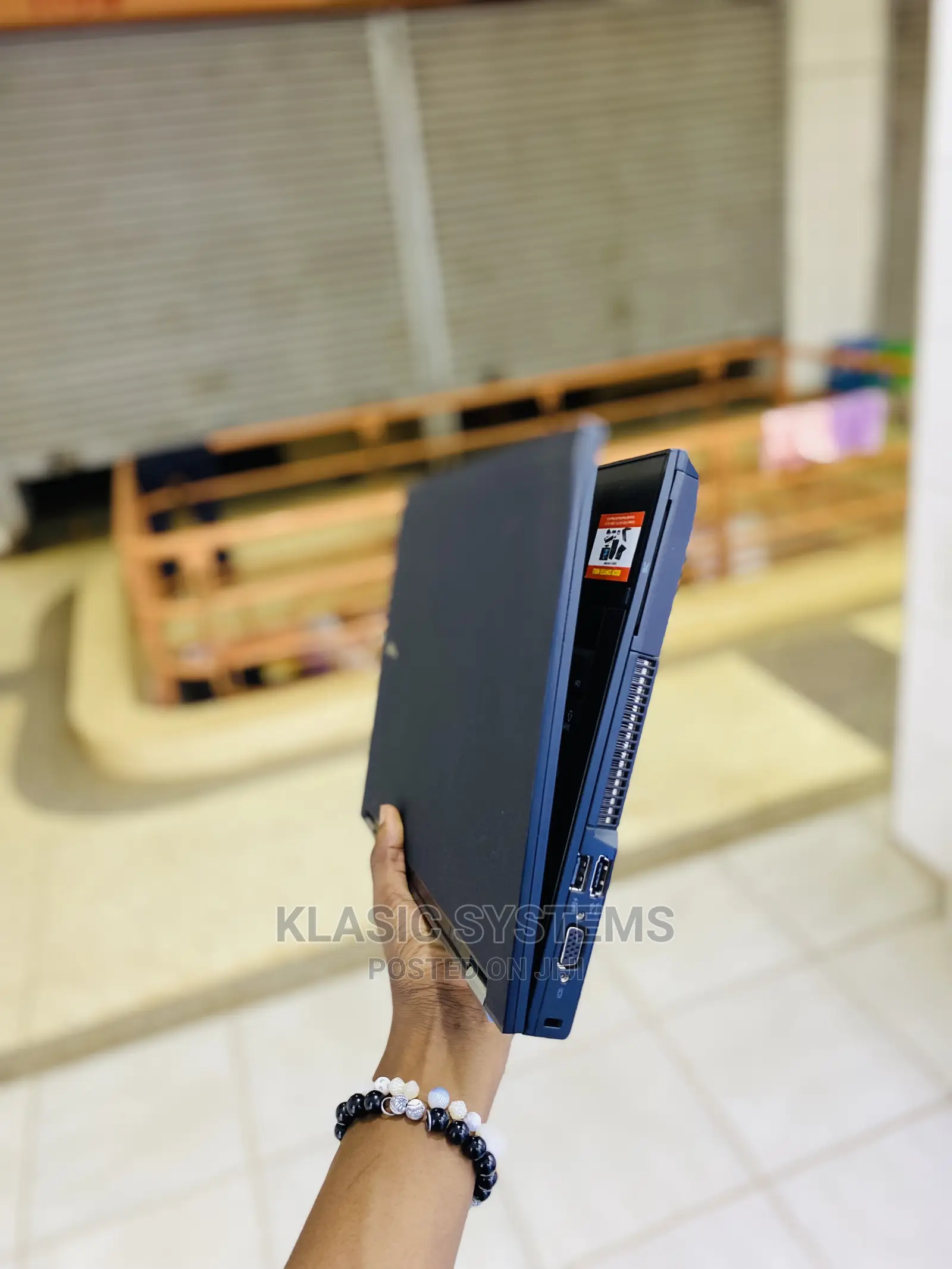 Laptop Dell Latitude E6400 2GB Intel Core 2 Duo HDD 250GB