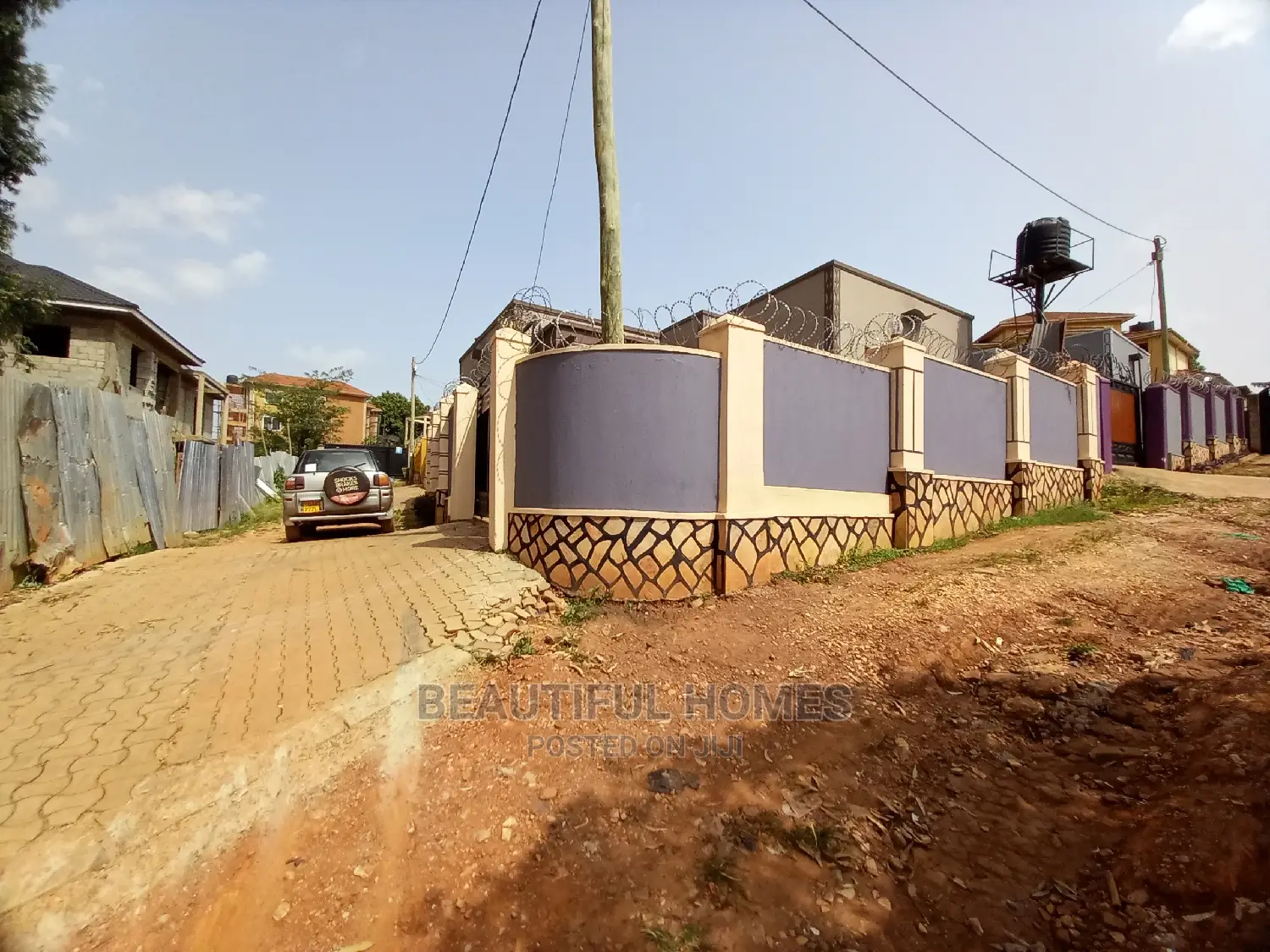 Furnished 3bdrm Bungalow in Kira Organised for Sale