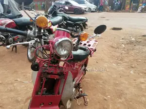 New Suzuki Bike 2014 Red