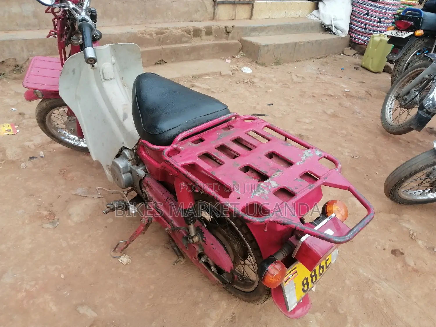 New Suzuki Bike 2014 Red