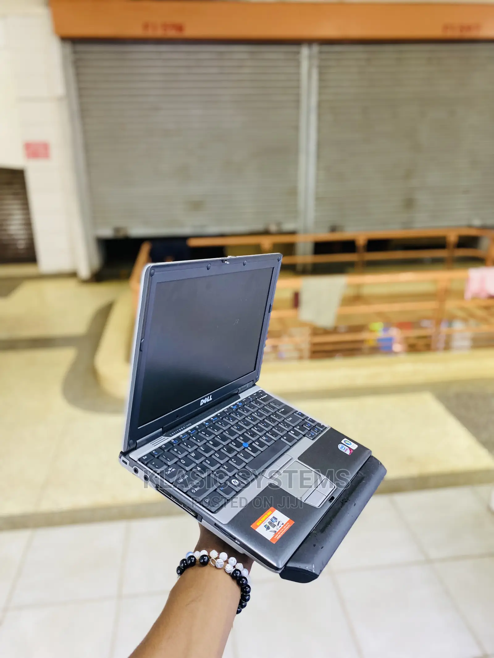Laptop Dell Latitude D610 2GB Intel Core 2 Duo HDD 160GB