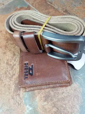 Wallets Pure Geniune Leather All Colours Brands.
