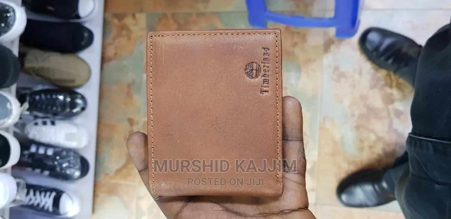Wallets Pure Geniune Leather All Colours Brands.