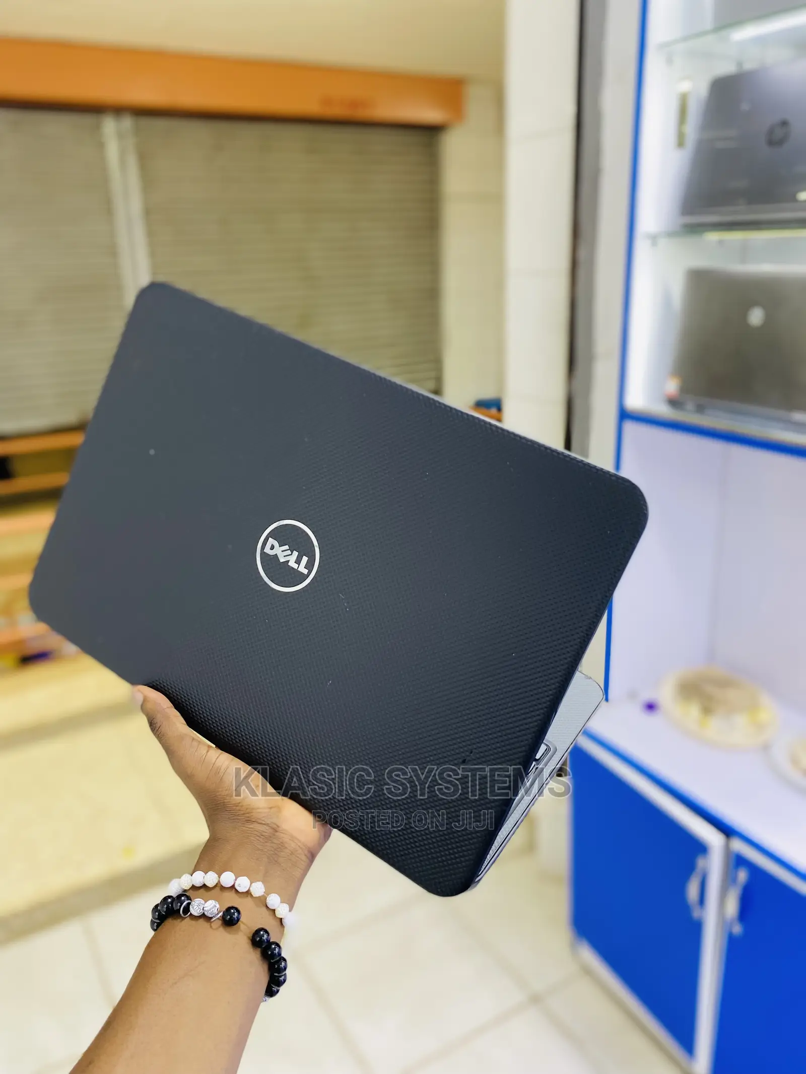 Laptop Dell Inspiron 3541 4GB Intel Core I3 HDD 320GB