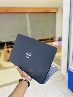 Laptop Dell Inspiron 3541 4GB Intel Core I3 HDD 320GB