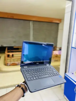 Laptop Dell Latitude 3189 4GB Intel Pentium HDD 250GB