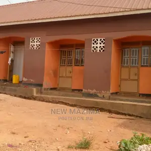4bdrm House in Kawanda Kirinyabigo, Division B for Sale
