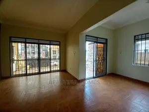 Furnished 4bdrm House in Kira Tarmacked for Sale