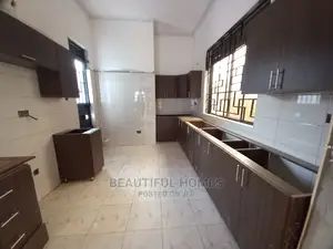 Furnished 4bdrm House in Kira Corporate for Sale