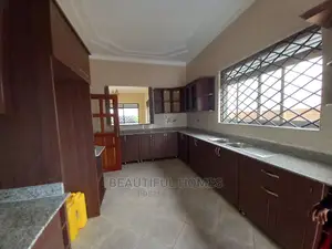 Furnished 4bdrm Bungalow in Kira Splendid for Sale