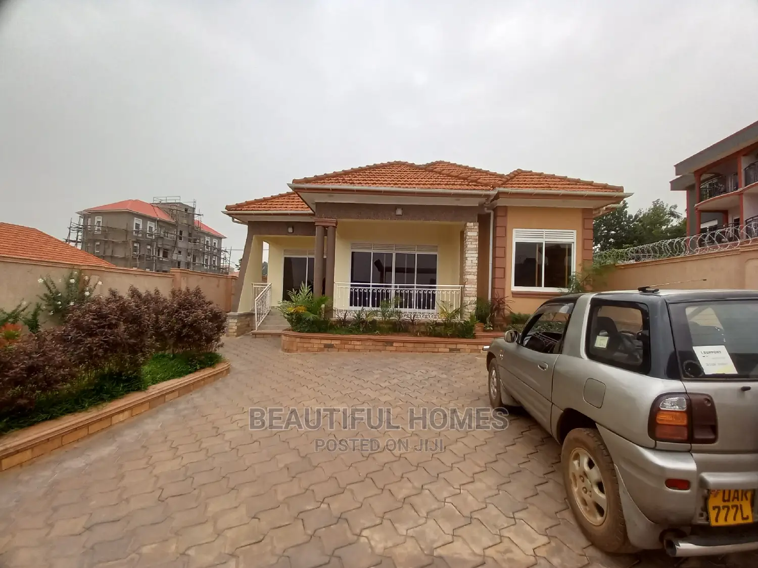 Furnished 5bdrm Bungalow in Kira Organised Rich for sale