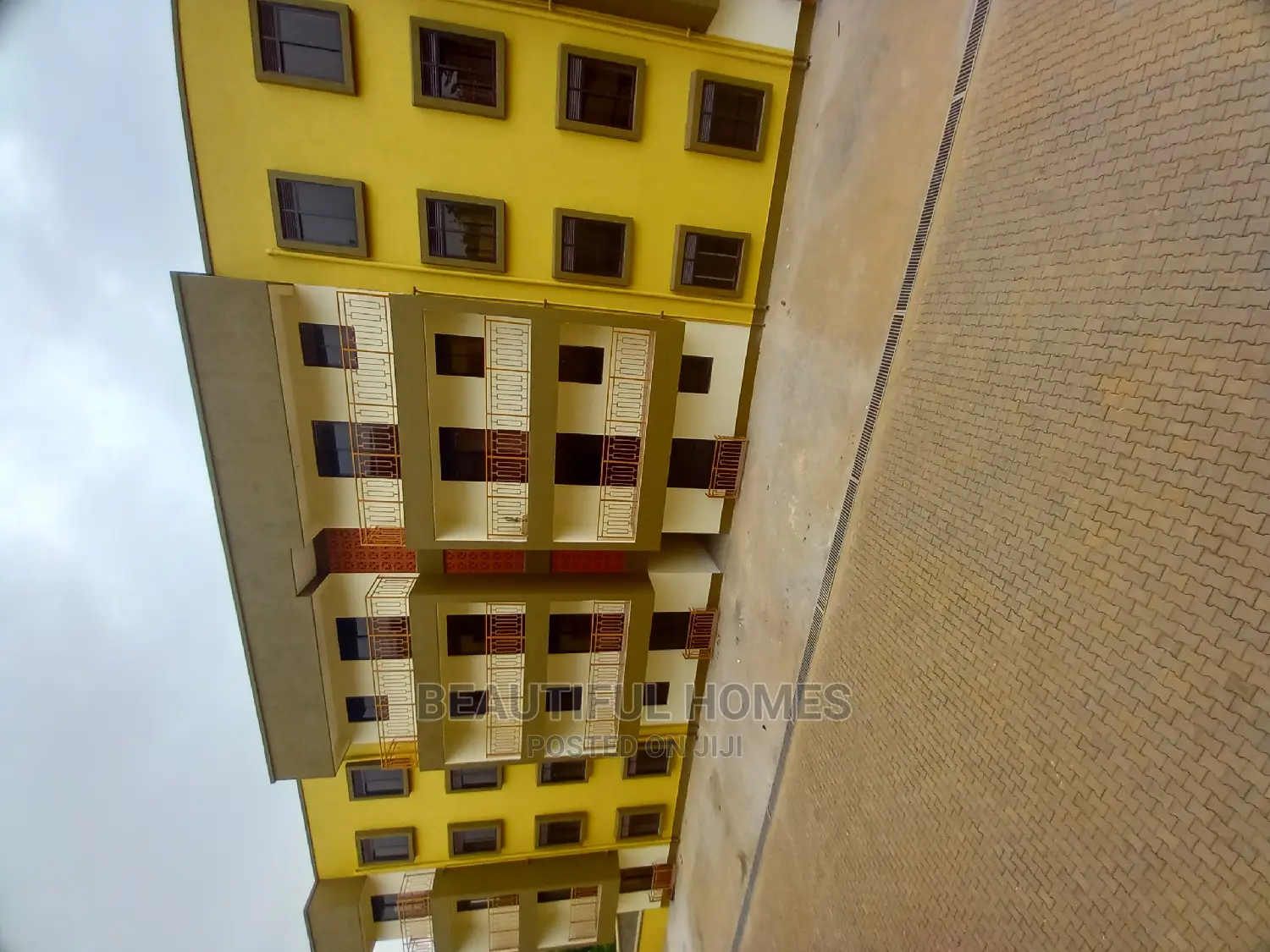 Furnished 2bdrm Condo in Kisaasi Corporate, Central Division for Sale