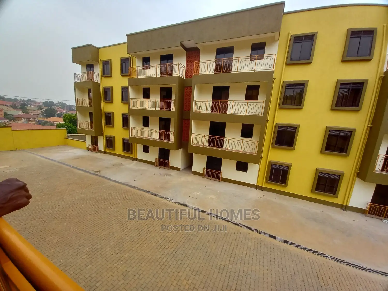 Furnished 2bdrm Condo in Kisaasi, Central Division for Sale