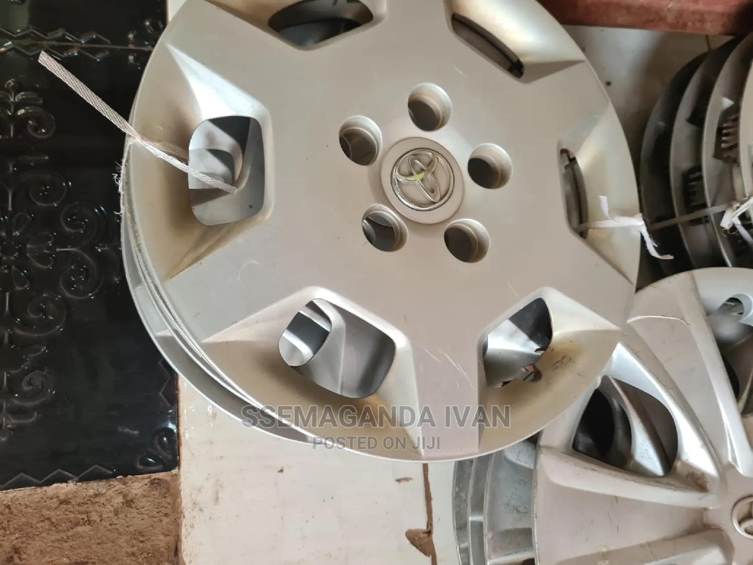 15 Size Wheel Cap