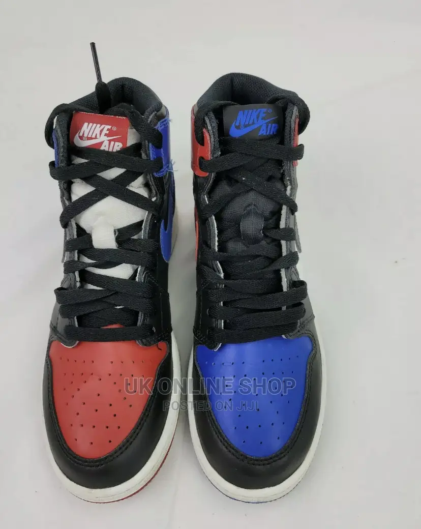 Nike Air Jordan 1 Retro High OG BG Top 3 Youth Size