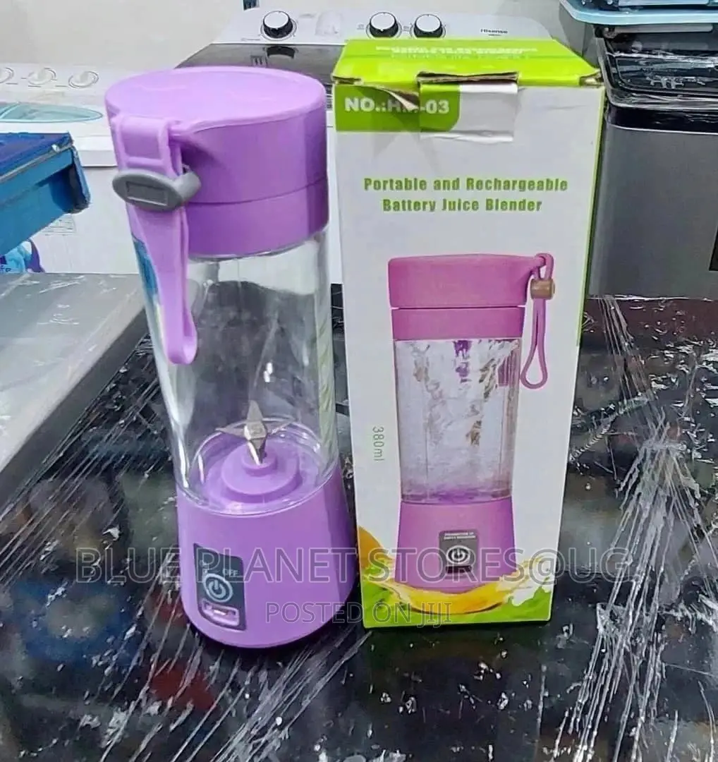 Portable Rechargeable Juice Blenders With a Battery