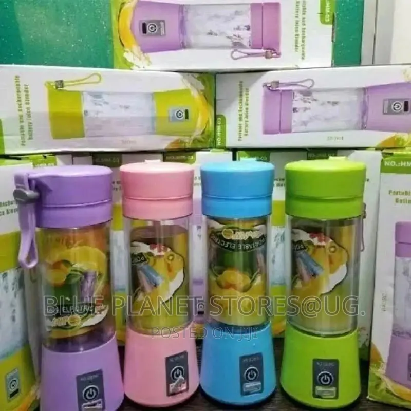 Portable Rechargeable Juice Blenders With a Battery